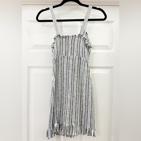 Sincerely Jules Striped Smocked Ruffle Hem Coastal Bodycon Mini Dress sz XS - Picture 8 of 8